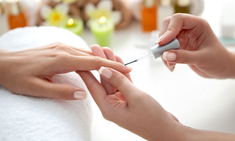 Cursos de Manicure, Pedicure y Uñas en Querétaro